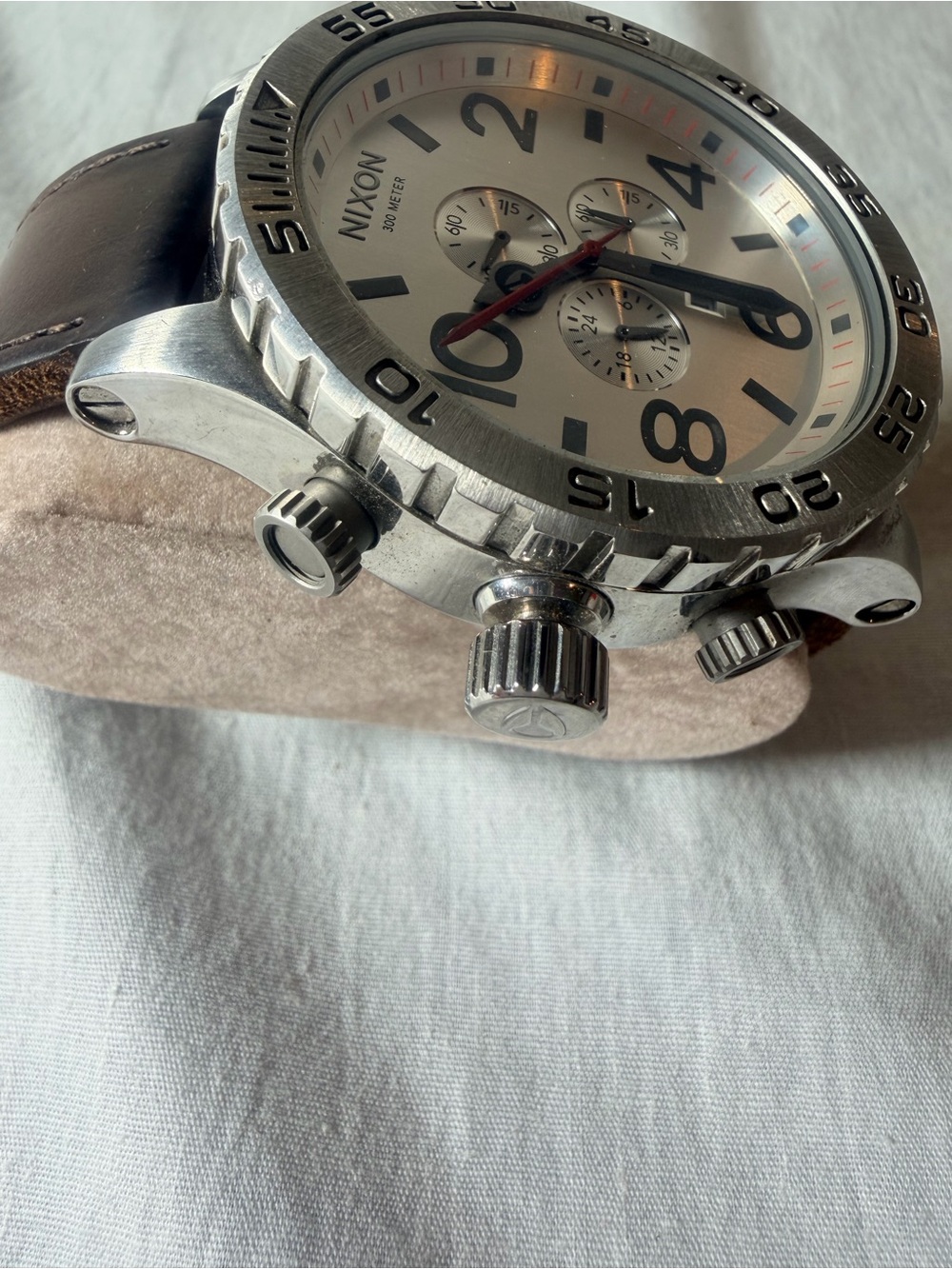 Men’s Nixon - Picture 3 of 8